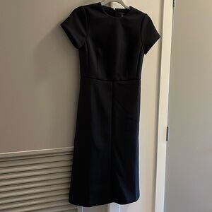Brand new, never worn, Ann Taylor short sleeve dress.